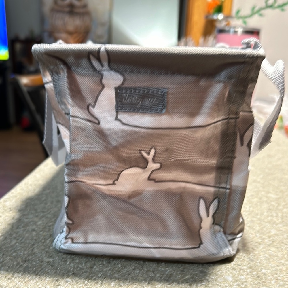 NTW- Thirty-one Spring Bunnies Tiny Utility Tote - Picture 3 of 6